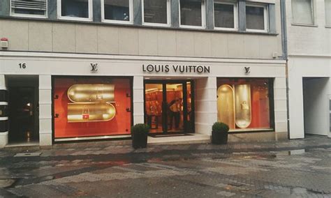 Öffnungszeiten Louis Vuitton Deutschland Kaiserstraße 16.